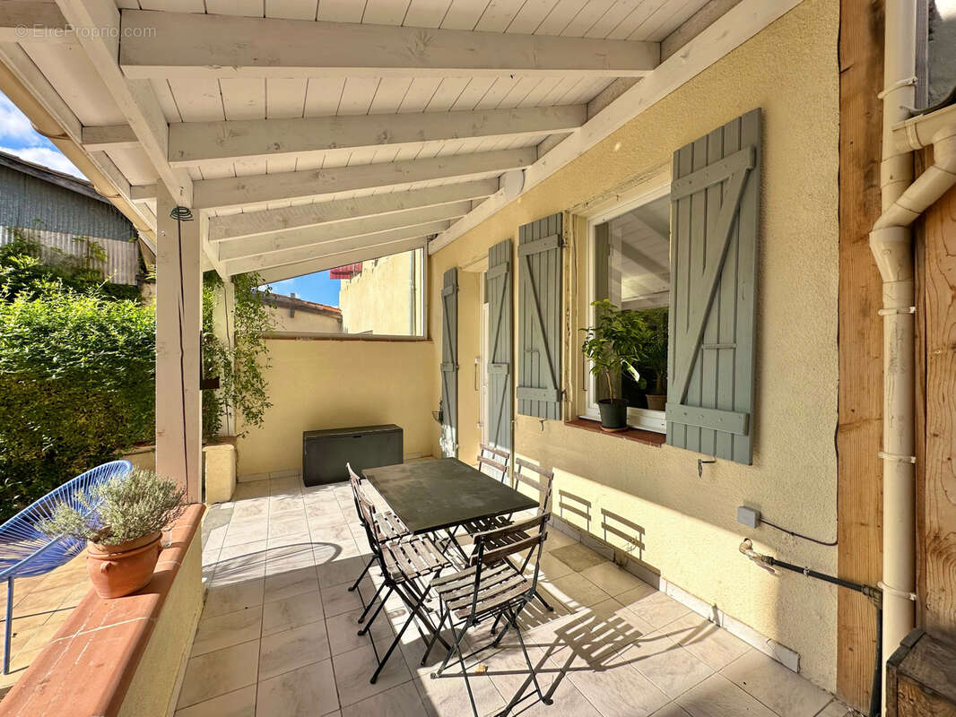 Maison à PUYCASQUIER