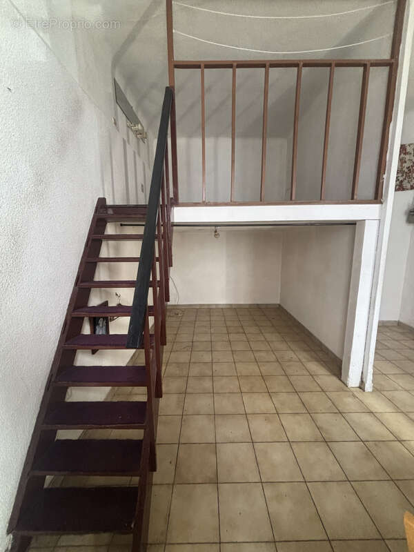 Appartement à MARSEILLE-3E