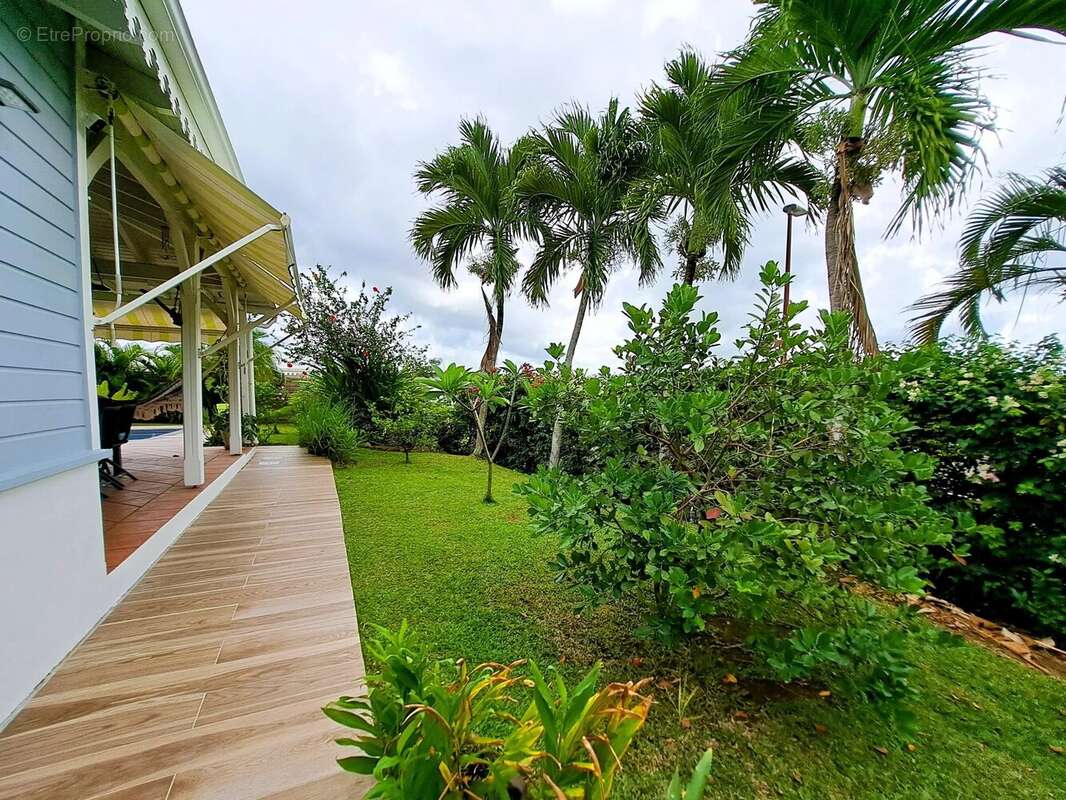 Maison à LE LAMENTIN