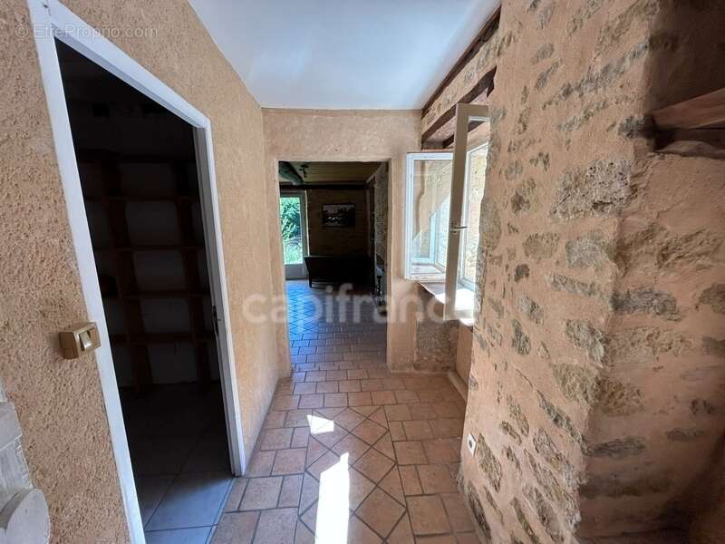 Maison de bourg à vendre 4 pièces env 211m² EXCIDEUIL (24)patio et jardin - photo 20