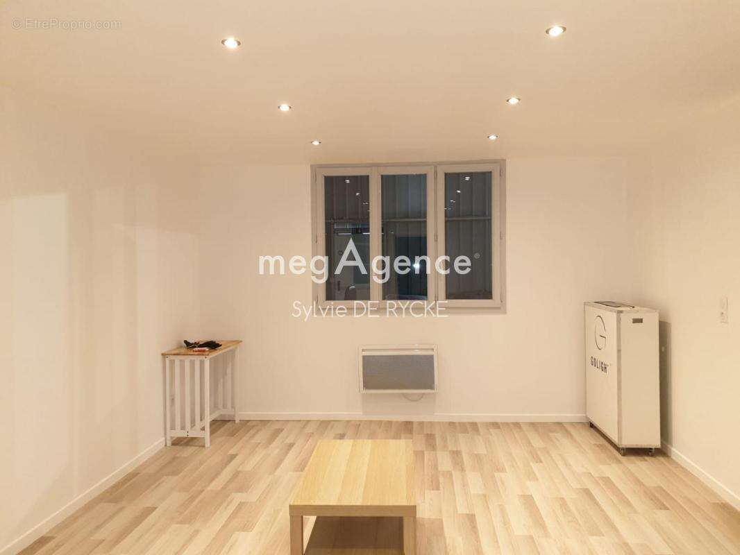 Appartement à COURLON-SUR-YONNE