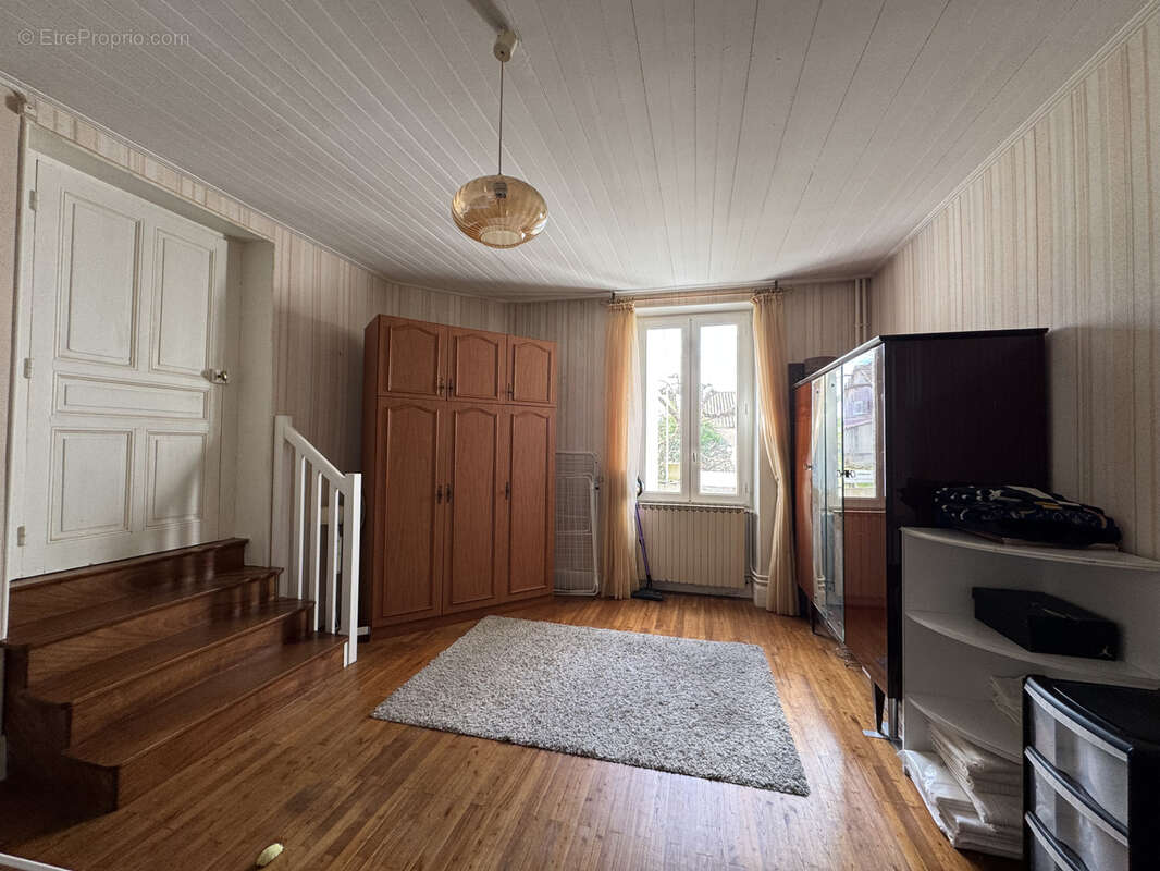 Maison à VILLENEUVE-SUR-LOT