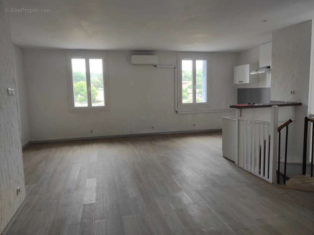 Maison à ARCAMBAL