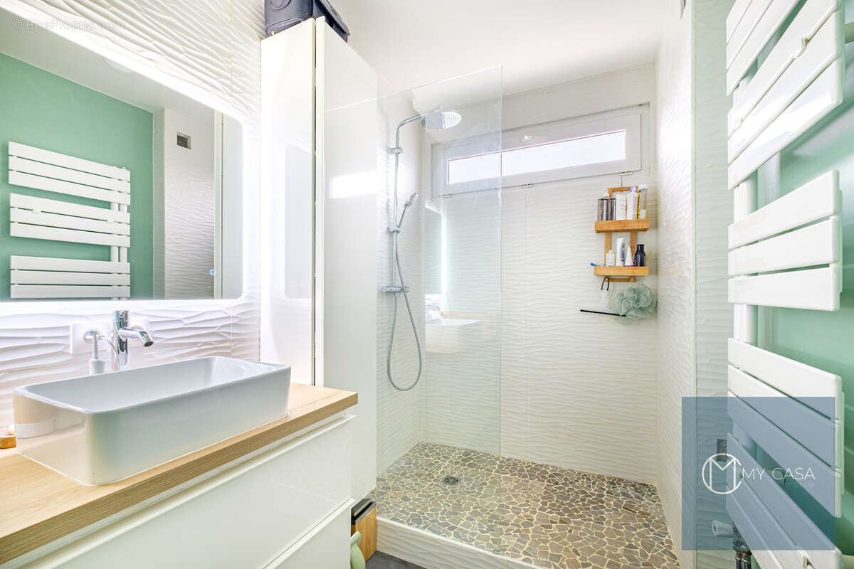 Appartement à LYON-5E