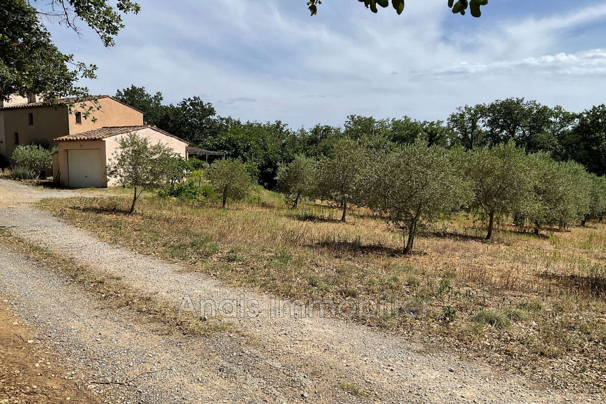 Maison 61 m² à Grimaud  - photo 2
