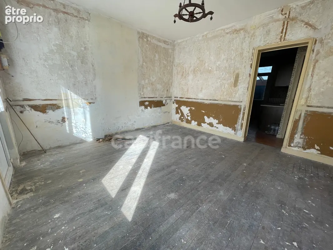 Maison 2 à 3 chambres à rafraîchir - photo 23