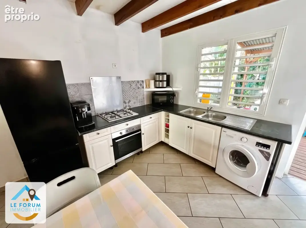 Petite île 97429 - maison t4 habitable de suite - varangue - quartier calme - photo 2
