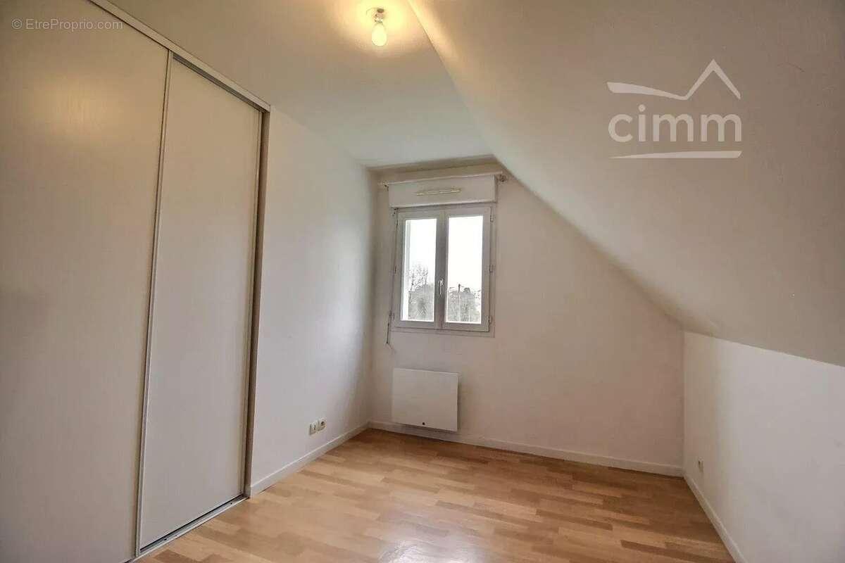 Maison à MONTLOUIS-SUR-LOIRE