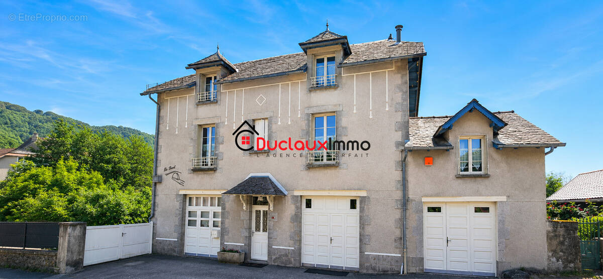 Maison à MARMANHAC