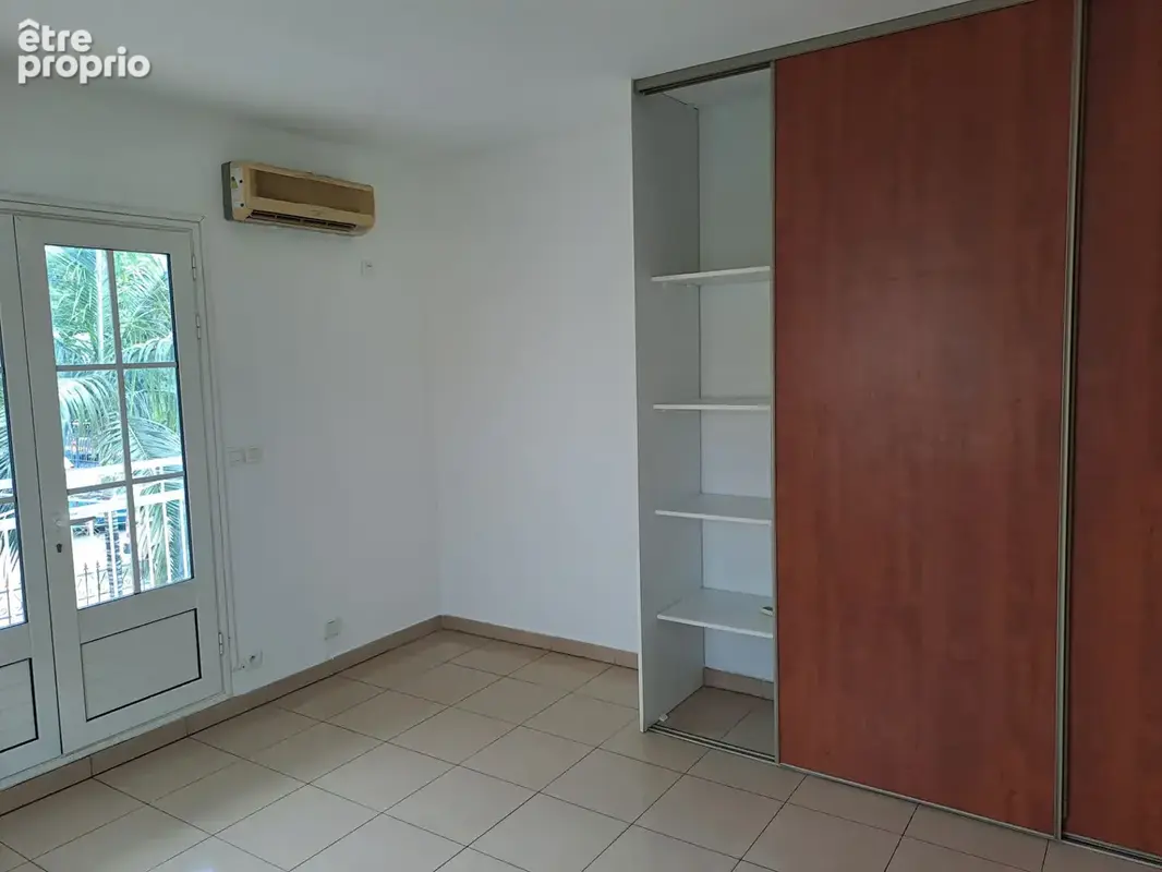 Appartement 1 pièce 28 m² à vendre à La Possession (97419) - photo 2