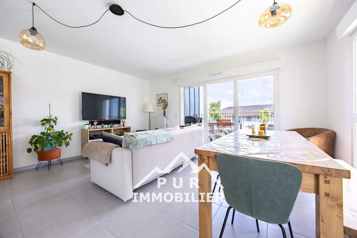 Appartement à LA MURAZ