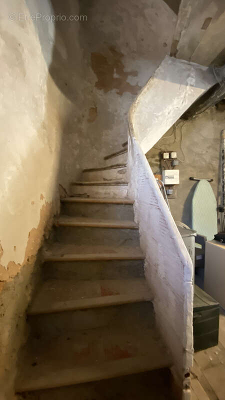 Maison à CRUZY