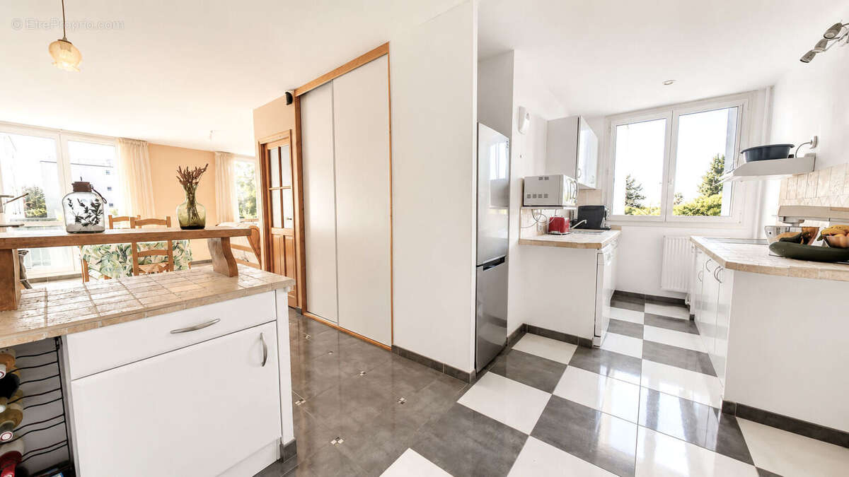 Roissy en Brie - La Pierrerie -  85 m² - photo 7