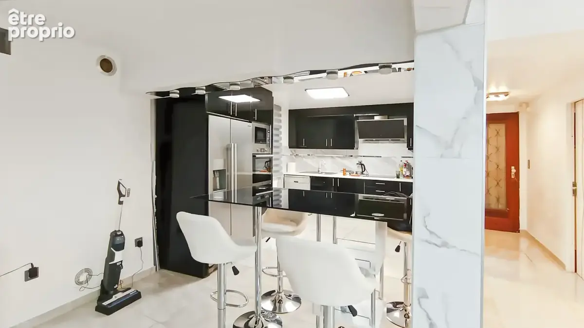 Maison familiale de 131 m² avec 4 chambres, véranda et grand garage à AYET - photo 6