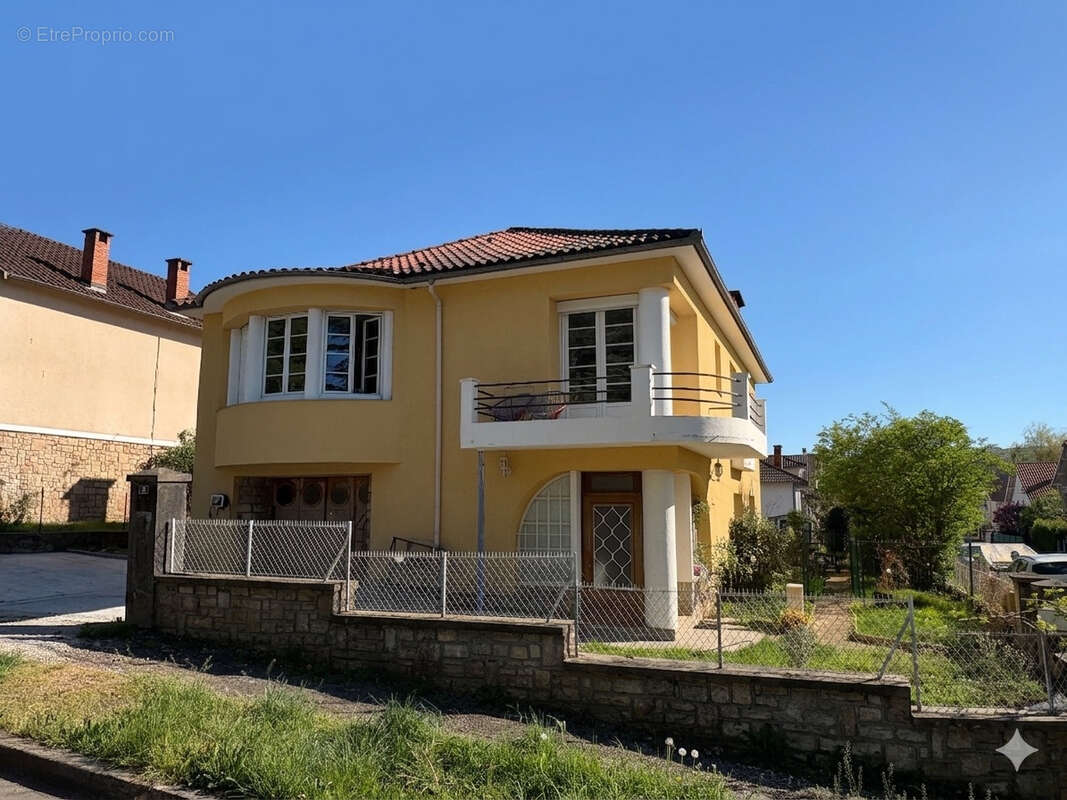 Maison à CAPDENAC-GARE