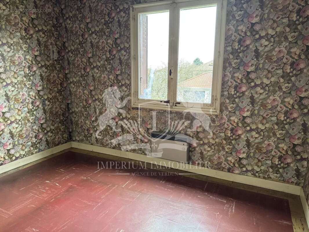 Maison à BELLEVILLE-SUR-MEUSE