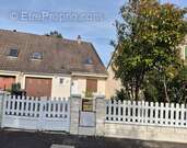 Maison à LE MEE-SUR-SEINE