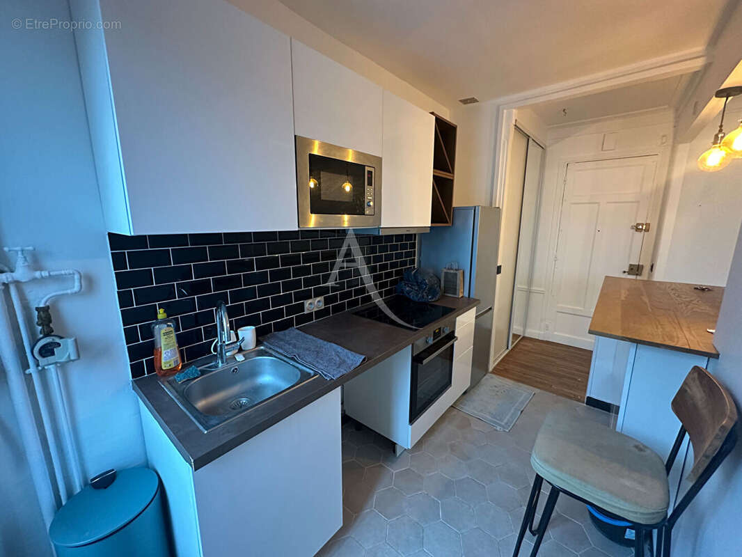 Appartement à PARIS-19E