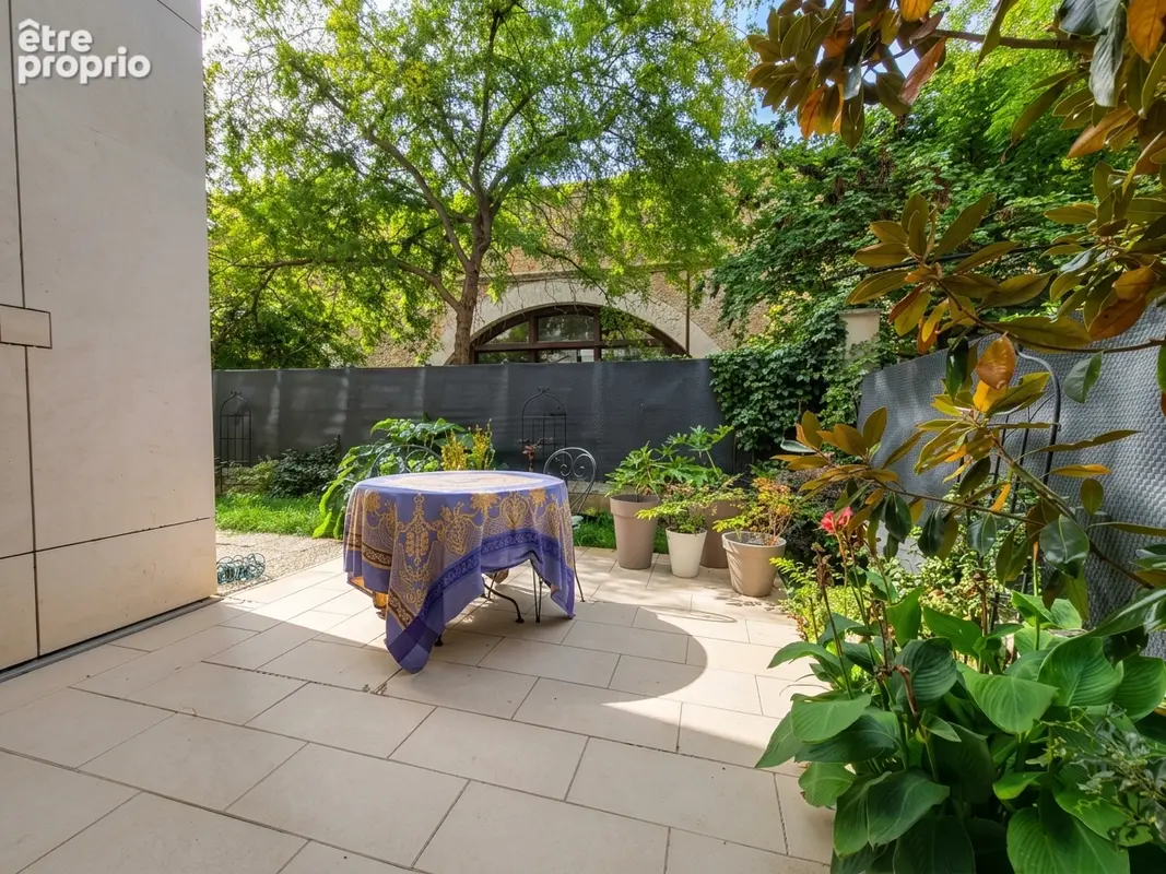 Bel appartement avec terrasse et jardin - photo 4