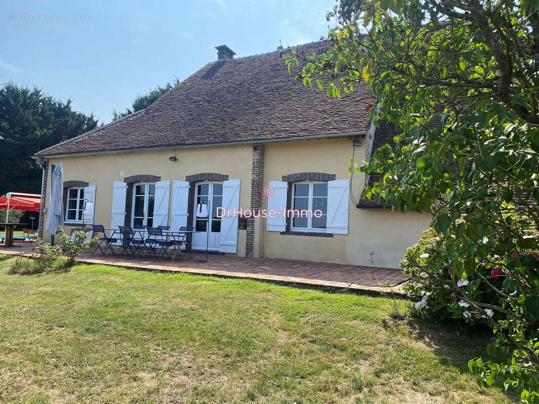 Maison 208 m² à Dracy  - photo 30