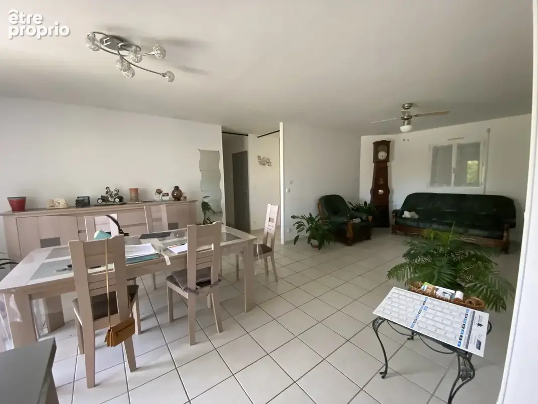 Plain pied avec 3 chambres sur  644m2 de terrain - photo 6