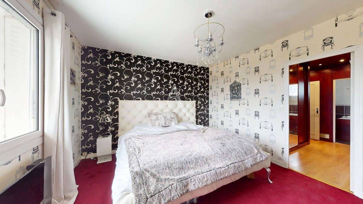 Maison à LE PLESSIS-ROBINSON