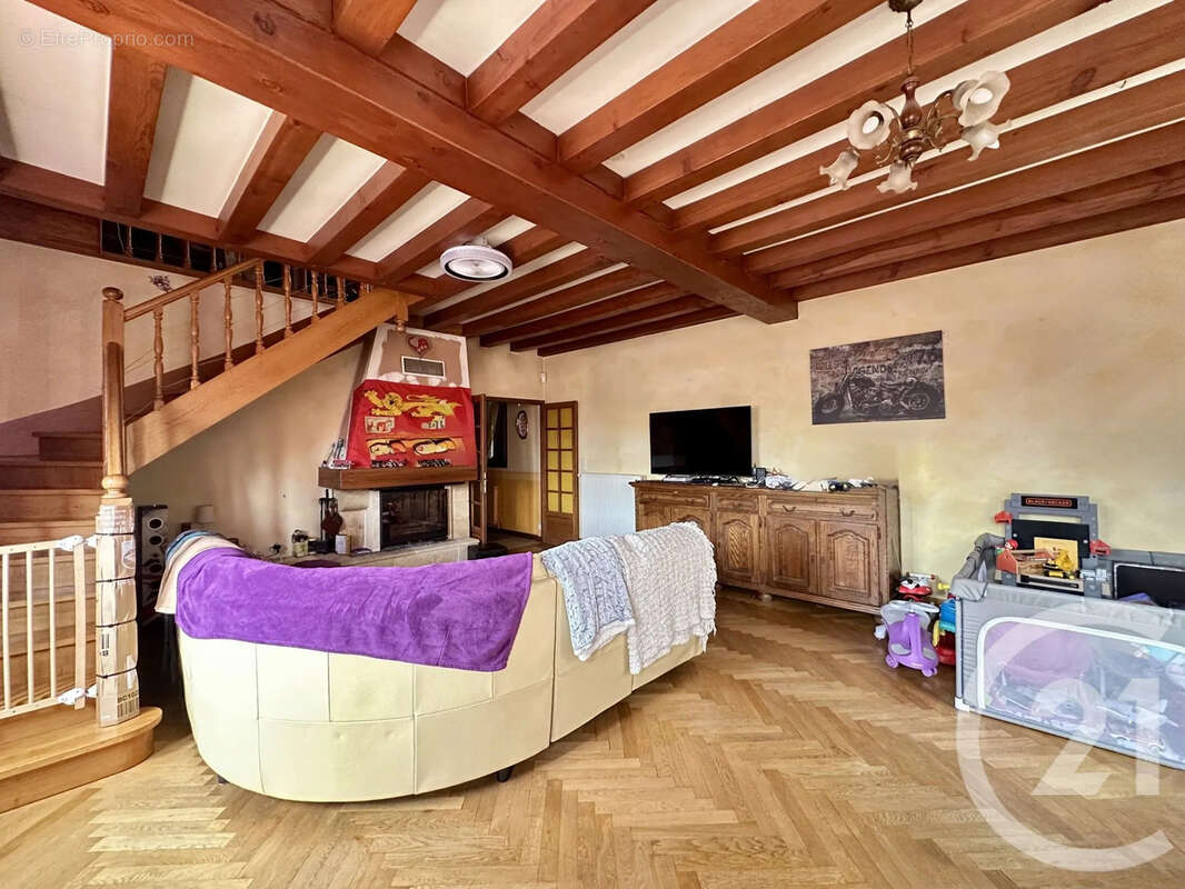 Maison à AUTHON-DU-PERCHE