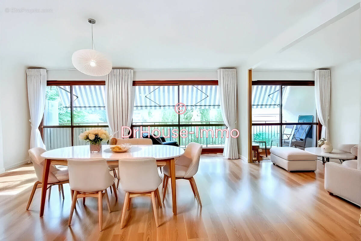 Appartement à NOISY-LE-ROI