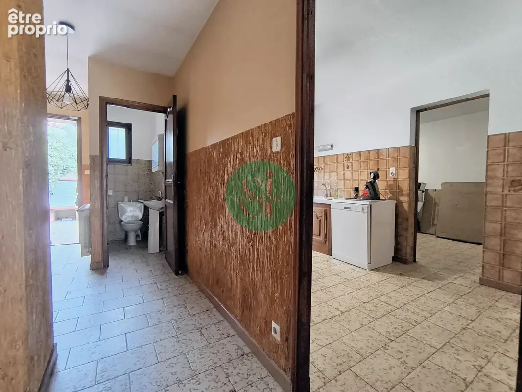 Maison familiale 100m2 avec garage et jardin - fort potentiel - sanary - photo 4