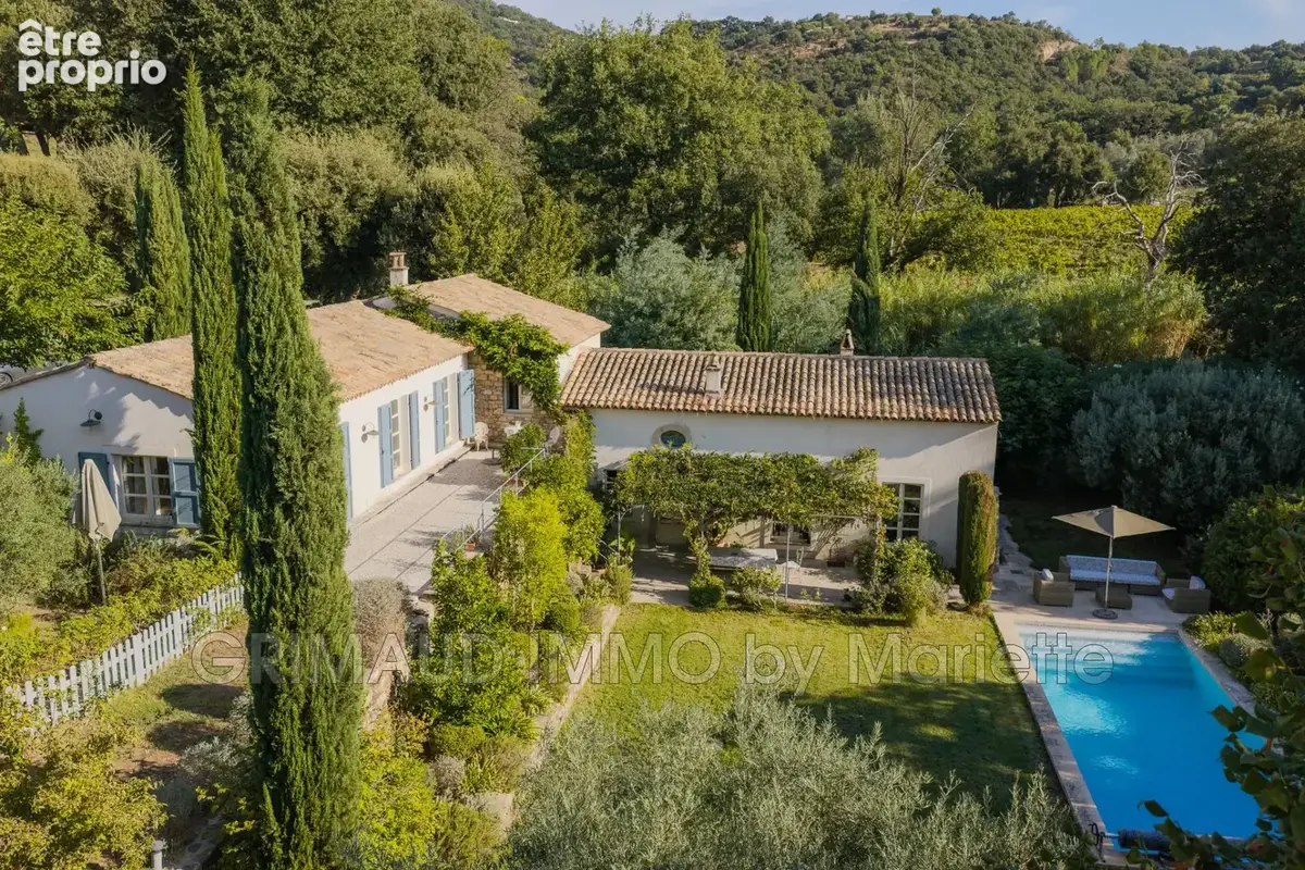 Maison 7 pièces 234 m² à vendre à Grimaud (83310) - photo 5
