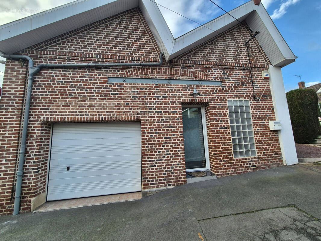 Photo 1 - Maison à LAPUGNOY