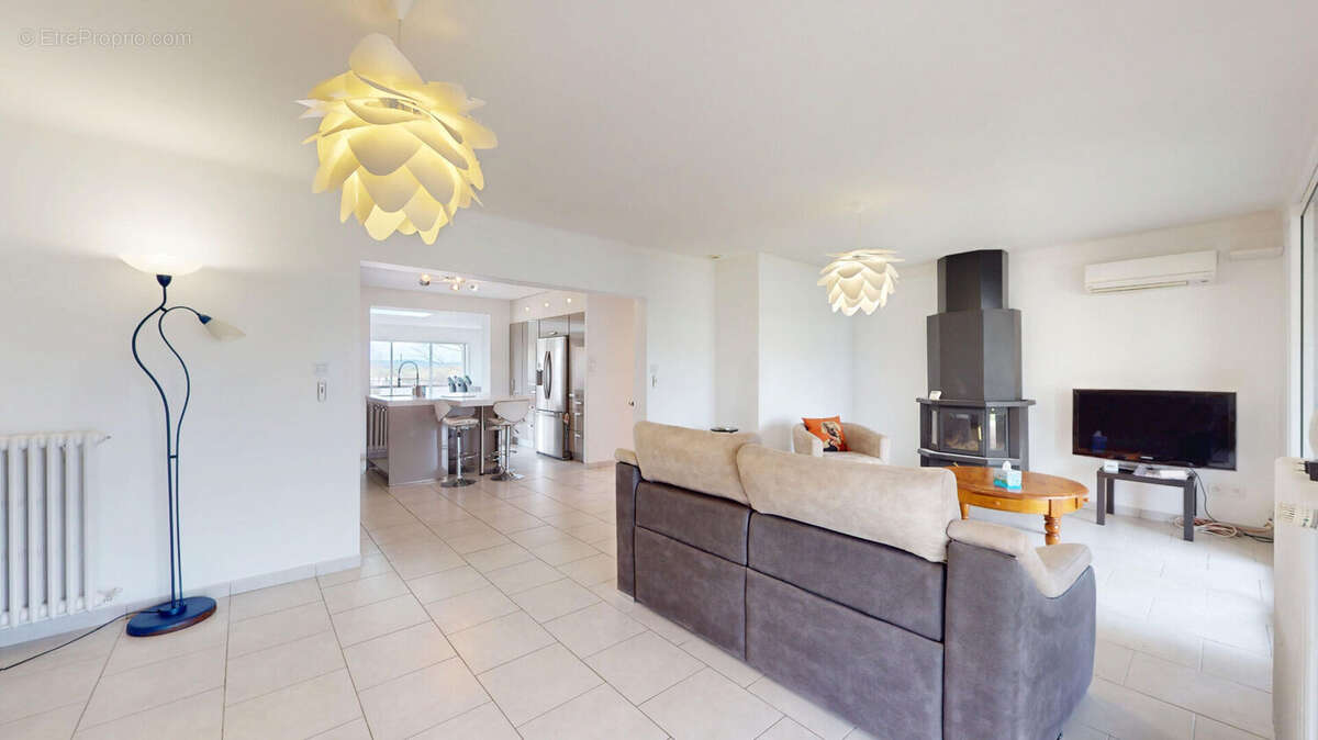 Maison à FONTENILLES