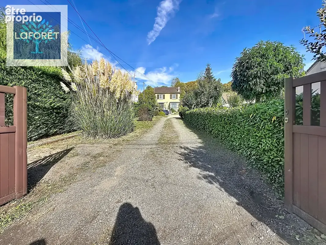 Terrain Presles 345 m2 - photo 3