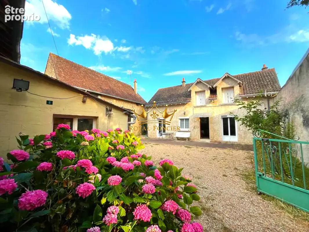 Maison à BARROU