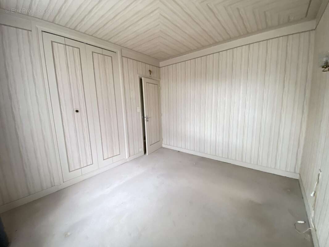 Maison à BEAUNE-LA-ROLANDE