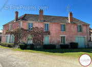 Maison à CHARENTON-DU-CHER