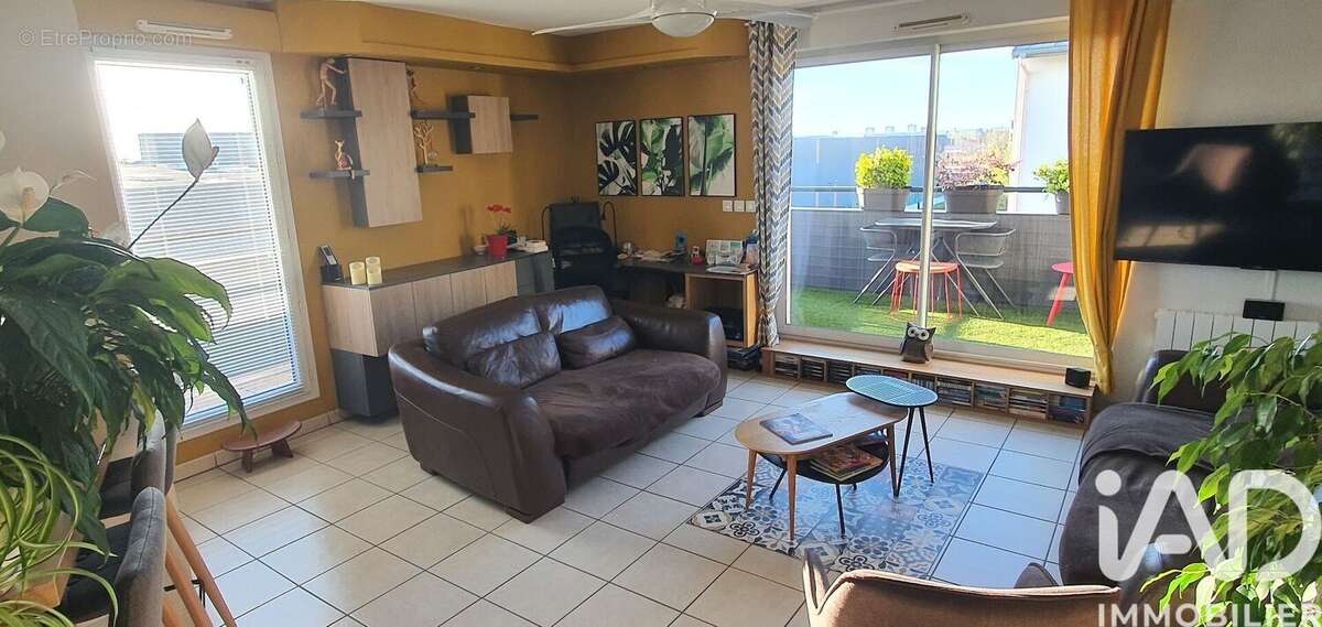 Photo 3 - Appartement à VENISSIEUX
