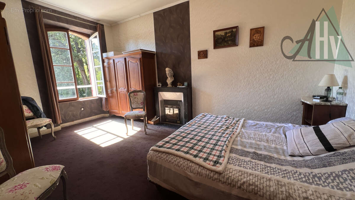 Maison de type longère - 1 ha de terrain - photo 12