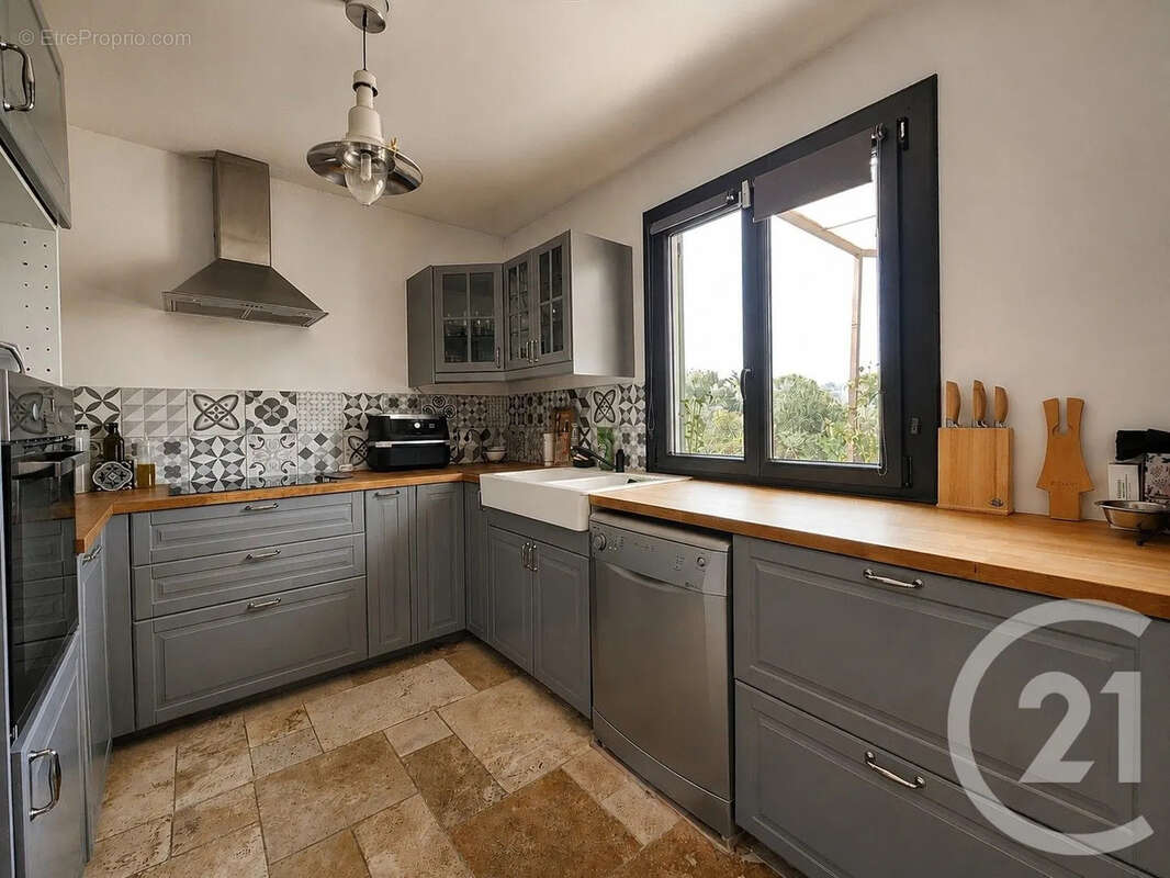 Maison 105 m² à Le Beausset  - photo 4
