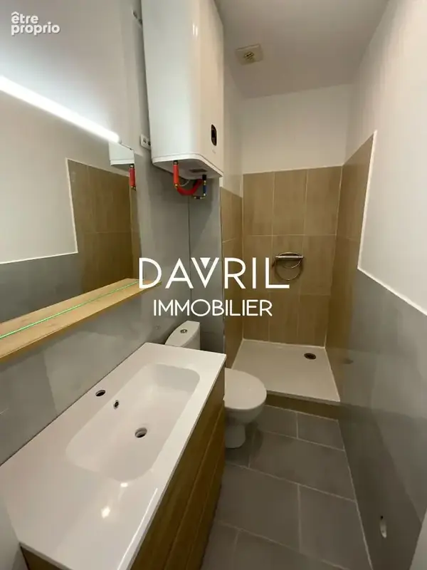 Appartement t1 / rare sur secteur * exclusivité * idéal investisseur * dpe + ges en e * - photo 5
