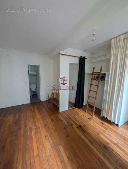 Appartement à PARIS-5E