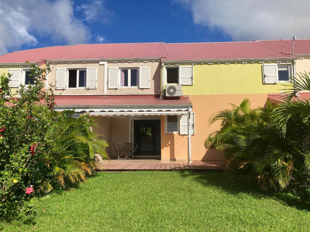 Appartement à GOURBEYRE