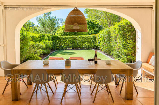 Maison à GRIMAUD