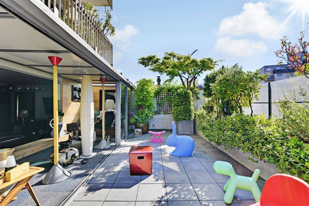 Appartement à PARIS-19E