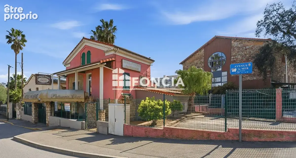 Photo Maison à Mandelieu-La-Napoule au prix de 790 000€