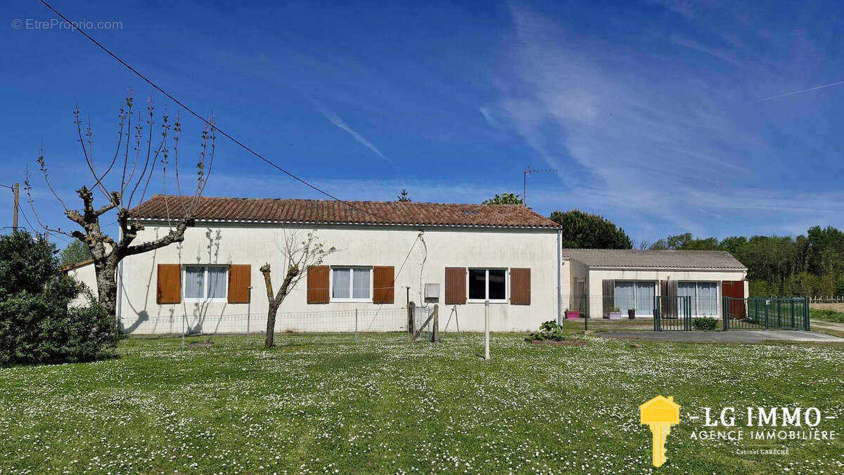 Ensemble de deux maisons, garage, terrain 1424 m2, aperçu estuaire - photo 31