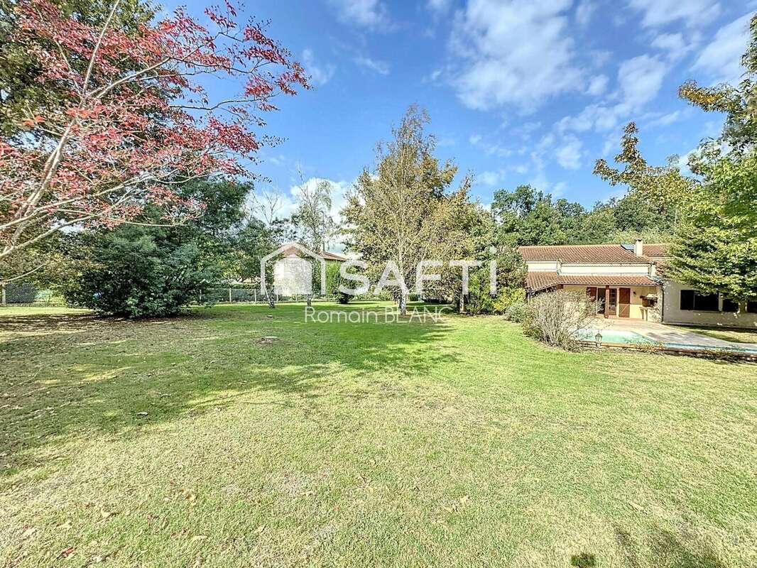 Photo 9 - Maison à LAPEYROUSE-FOSSAT