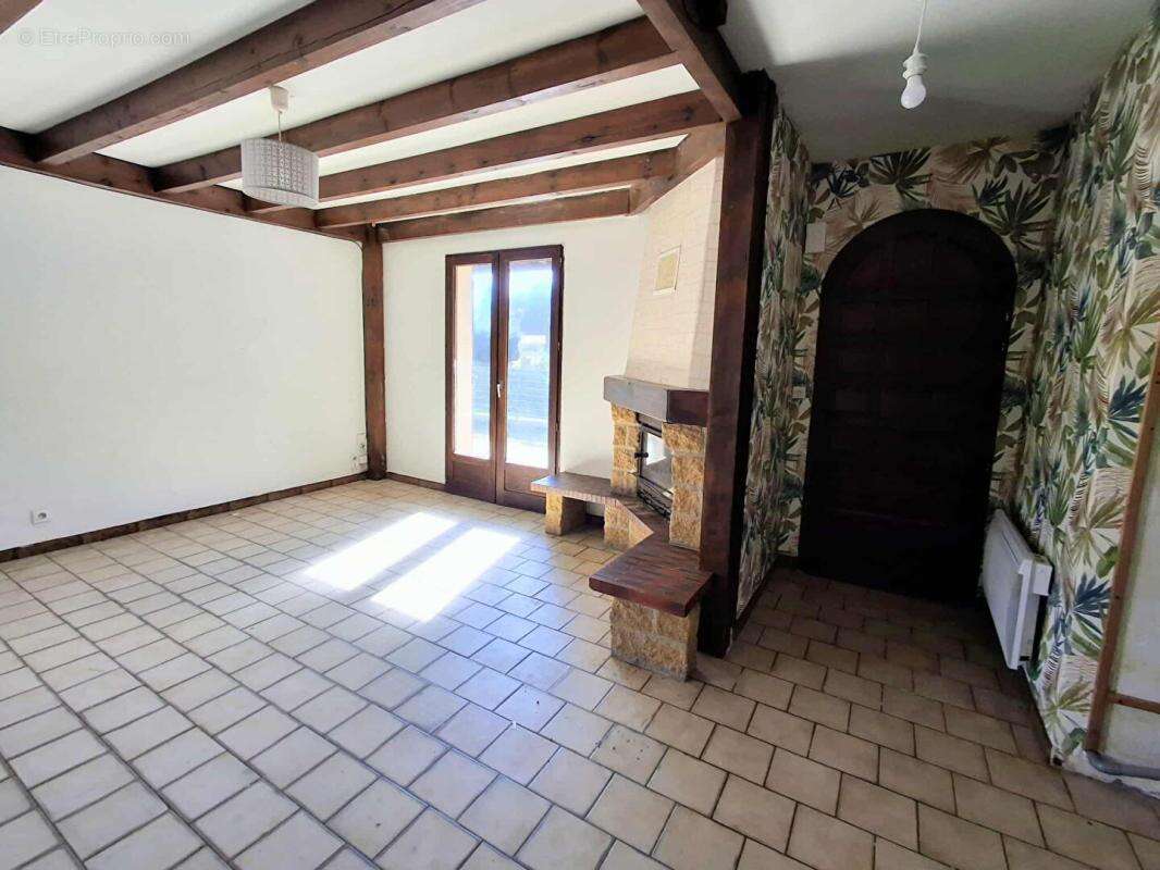 Maison à SAINT-ANDRE-DE-CUBZAC