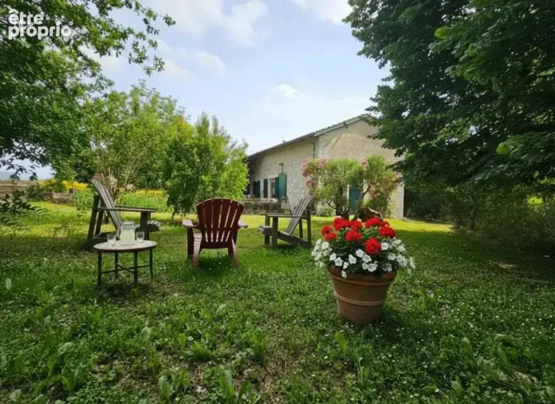 Maison à LAPARADE