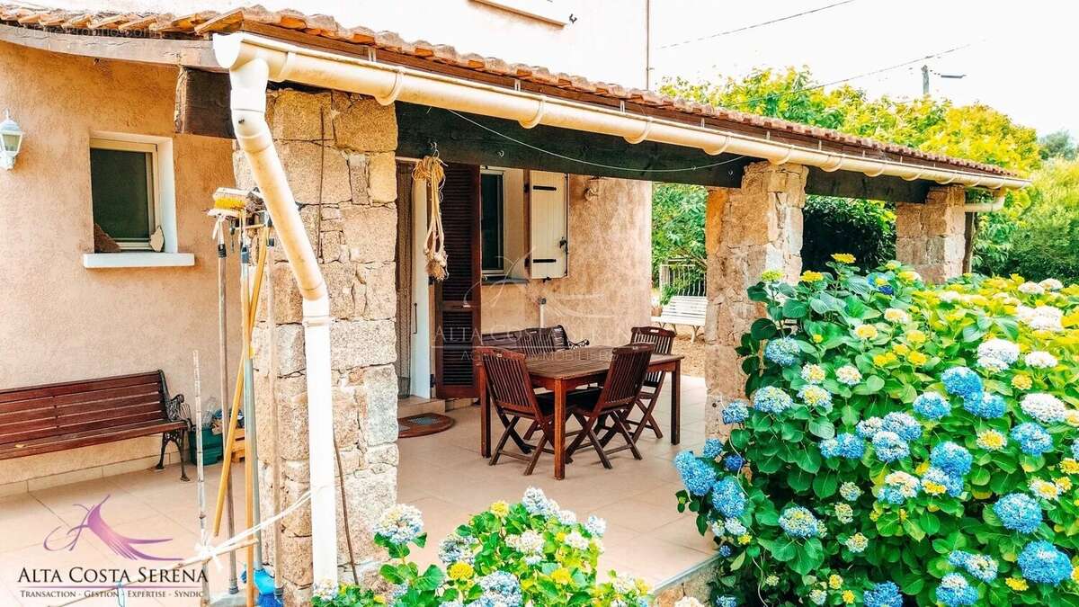 Maison T4 avec dépendance - photo 18